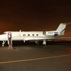 Jet Sponsoring with Drake